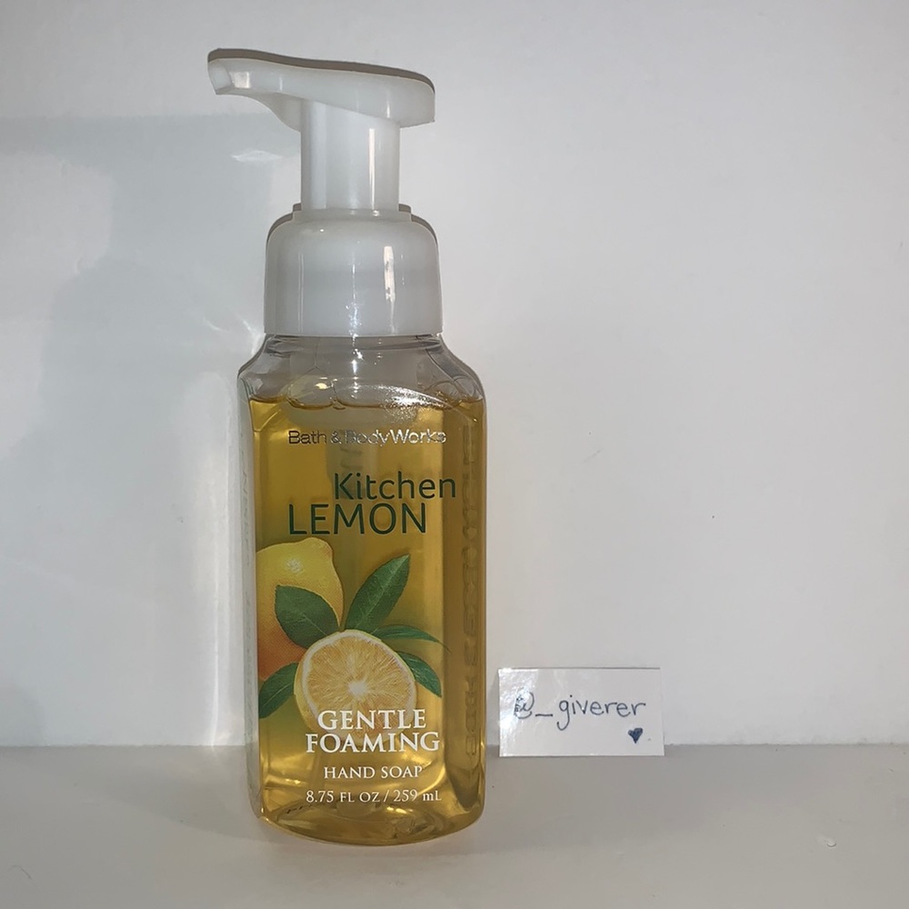 Kitchen Lemon Bath & Body Works Foaming Handsoap